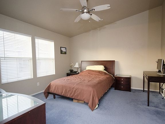 3rd floor - Master bedroom