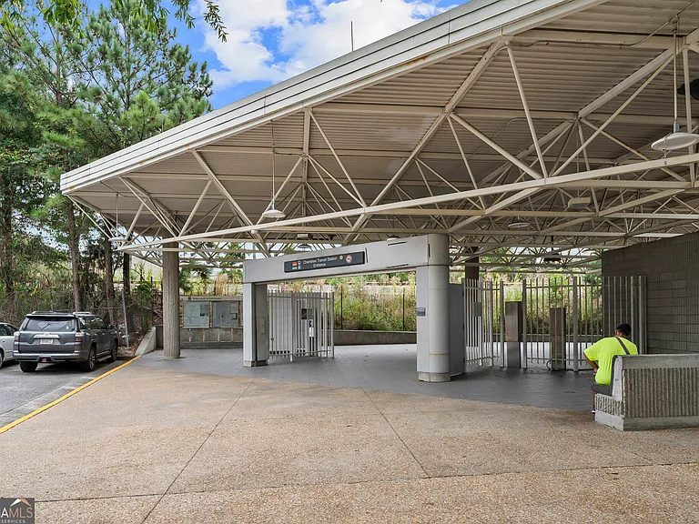5300 Peachtree Rd #2303 — Photo 9
