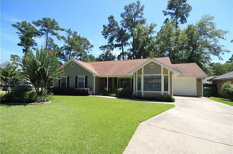 1st image of 209 Driftwood St
