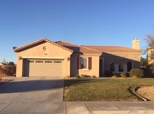 19134 La Quinta Pl, Apple Valley, CA 92308