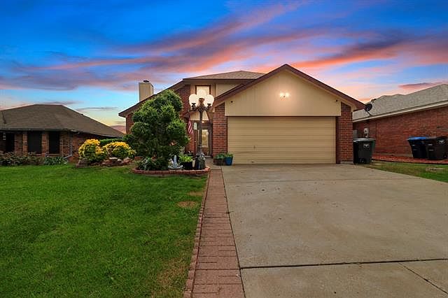 1st image of 10701 Holly Grove Dr