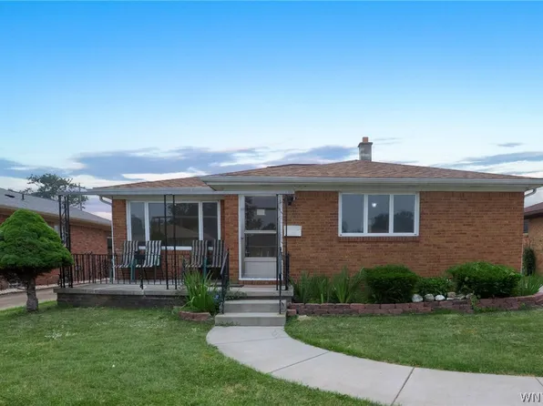 54 Ceil Dr, Cheektowaga, NY 14227