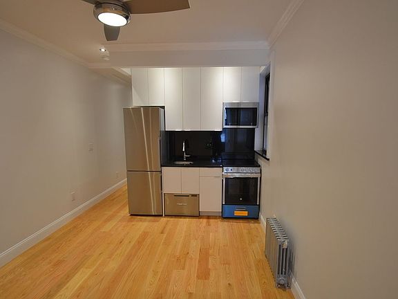 5th image of 541 W 144th St #12A
