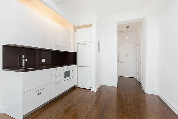 Rented by Bridgeline Property Management, LLC | media 17