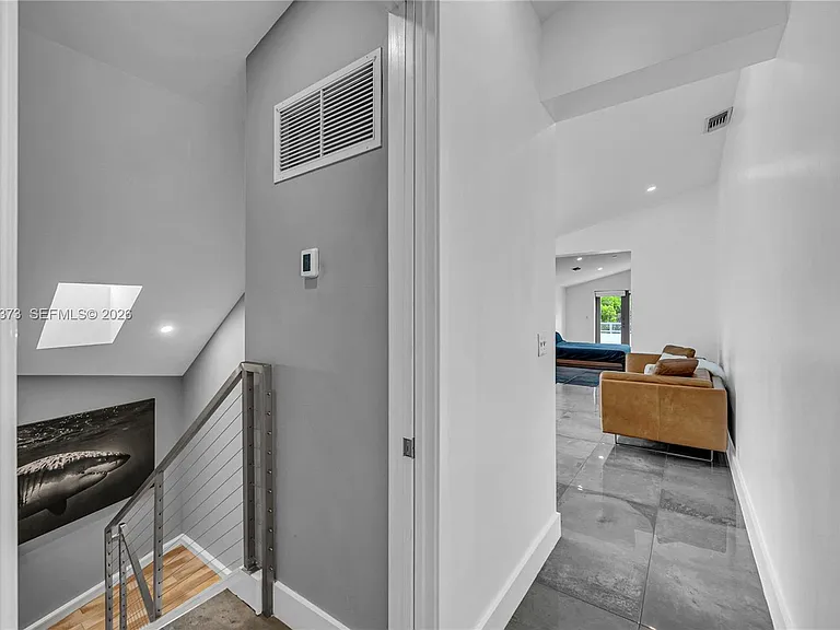 1511 NE 4th Pl #0 — Photo 6