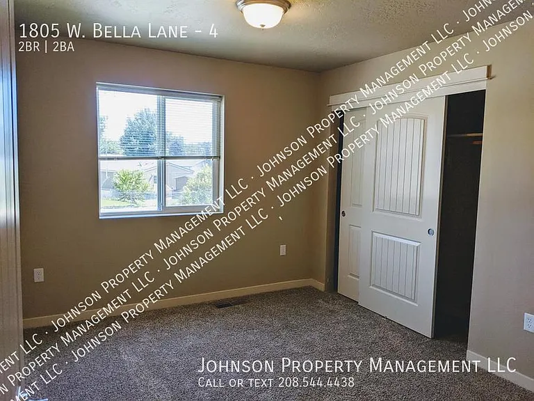 1805 W Bella Ln #4 — Photo 9