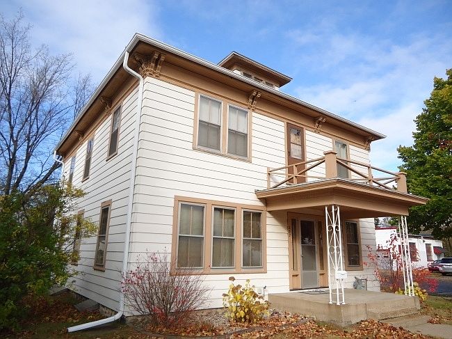 1st image of 232 N 1st Ave