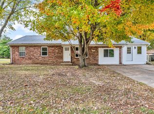 1028 Houck Rd, Greencastle, IN 46135