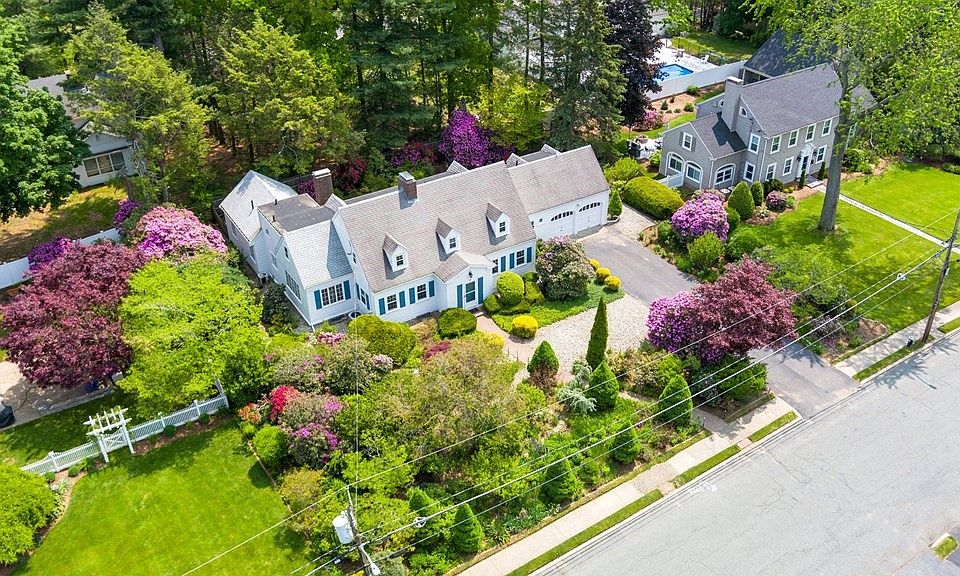 35 Fairview Ave, Brockton, MA 02301 Zillow