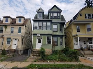 184 N 16th St, East Orange, NJ 07017