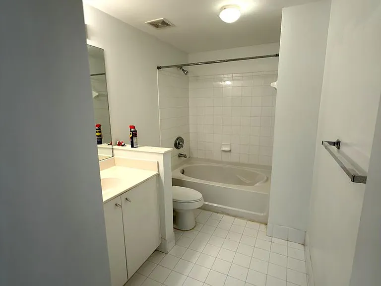 5800 W Sample Rd #307 — Photo 8