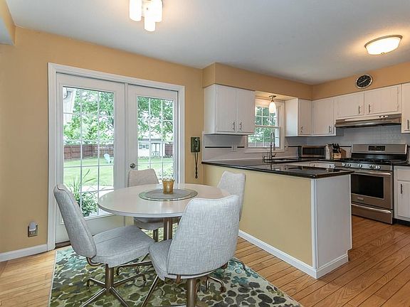 5th image of 6335 Candlewood Ct