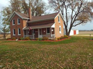 7377 N Baker Rd, Lena, IL 61048