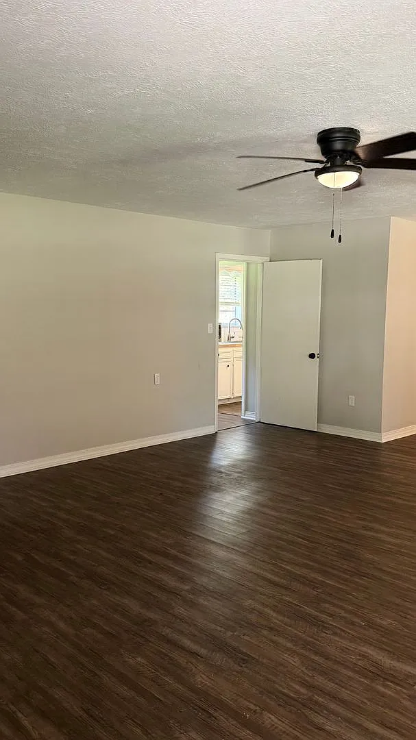 3316 Pines Rd — Photo 3