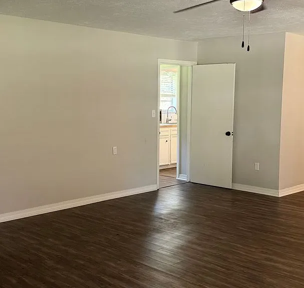 3316 Pines Rd — Photo 3