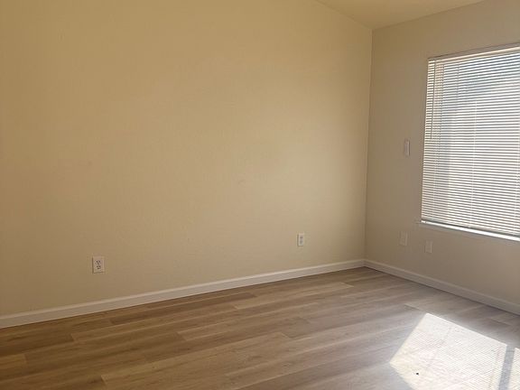3rd image of 9679 Walnut Ave APT 2