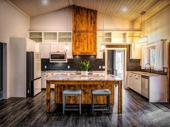 252 Jettsville Rd, Fenwick, WV 26202