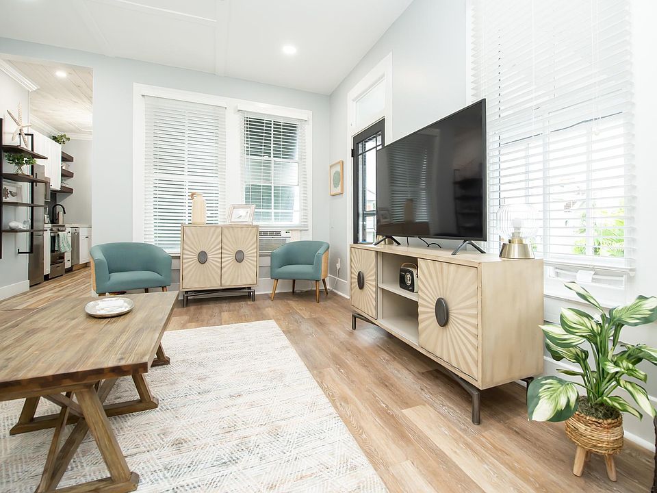 1st image of 1309 Whitehead St APT 4