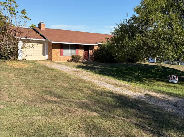 1116 Hidden Hills Dr, Corsicana, TX 75110