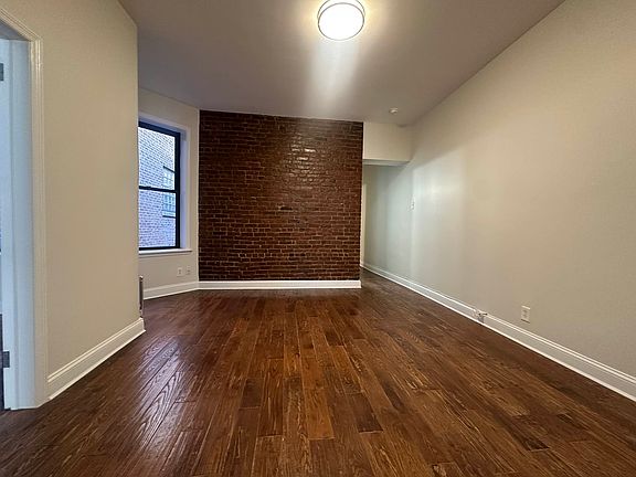 3rd image of 4124 29th St APT 5B