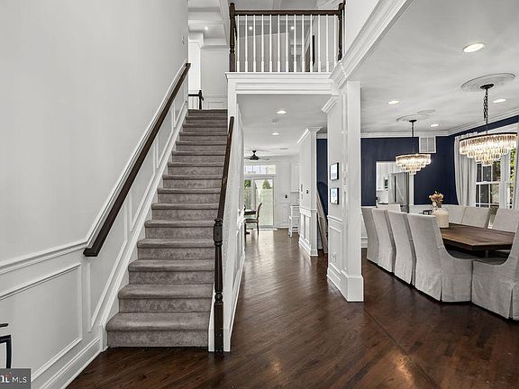 4th image of 7 Woodyfield Ln