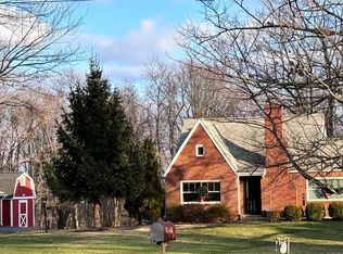 3933 Hardt Dr, Gibsonia, PA 15044