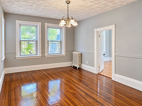 5th image of 11 Park St APT 3