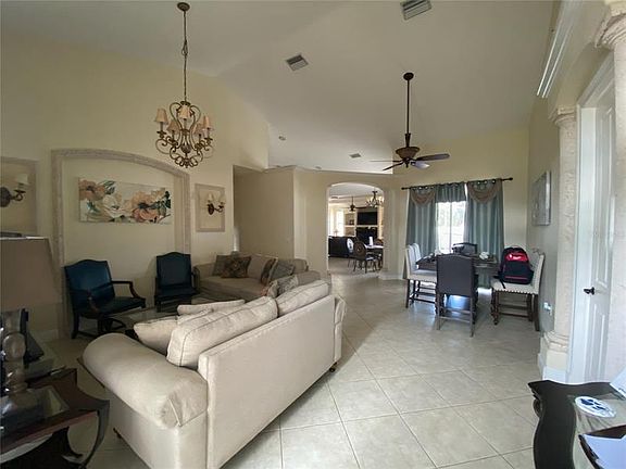 4th image of 2481 W Price Blvd