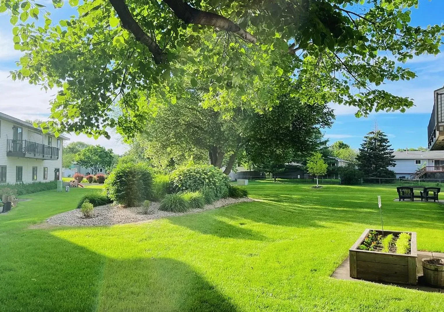 Stunning Comfort in Champlin for $1,699/month! — Photo 4
