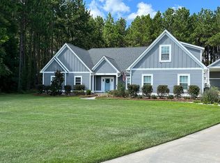 131 Sweetwater Dr, Thomasville, GA 31757