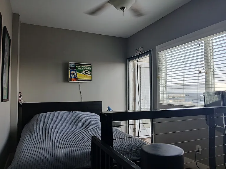 721 E North St #4C — Photo 14