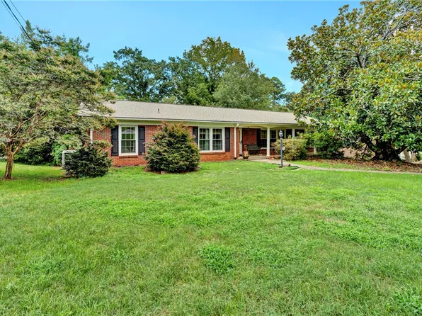 122 Melbourne Ln, Greenville, SC 29615