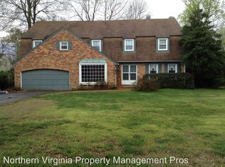 4121 Scotland Rd, Alexandria, VA 22309