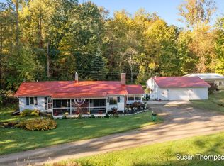 8621 Beachler Rd NE, Greenville, MI 48838