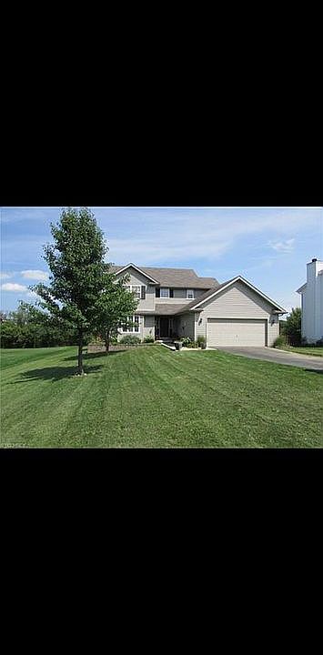 1st image of 142 Hawkins Ln