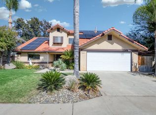 2210 E Jon Dr, Fresno, CA 93720