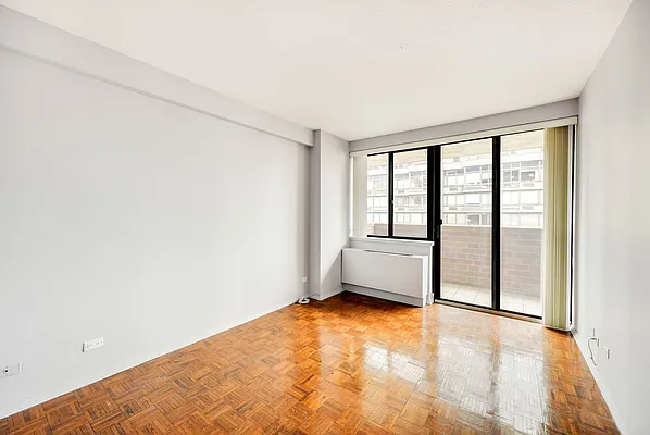 Sold by Compass | media 2