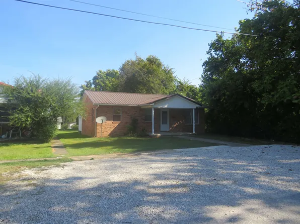 414 E 2nd St, Grayson, KY 41143