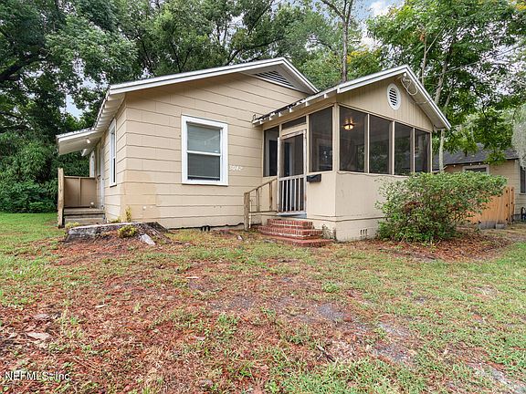 2nd image of 3042 GREEN Street
