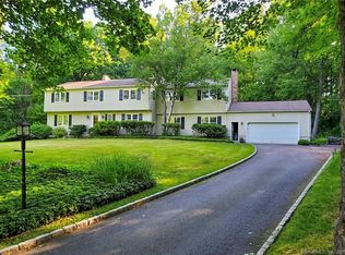 24 Stirrup Pl, Wilton, CT 06897