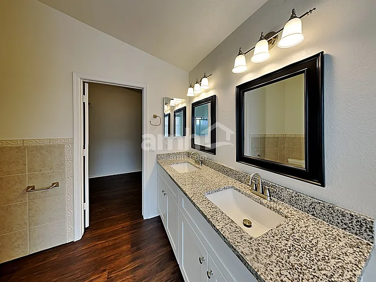 9803 E Olla Ave — Photo 10