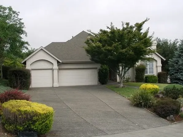 6266 Meadowstone Dr, Santa Rosa, CA 95409