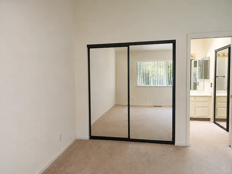 650 Preakness Dr — Photo 4