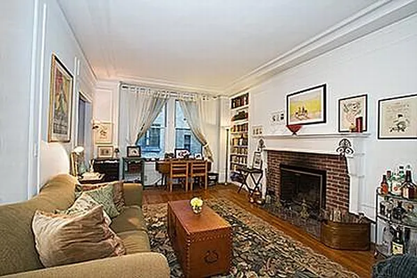 Sold by Maxwell Jacobs | media 17