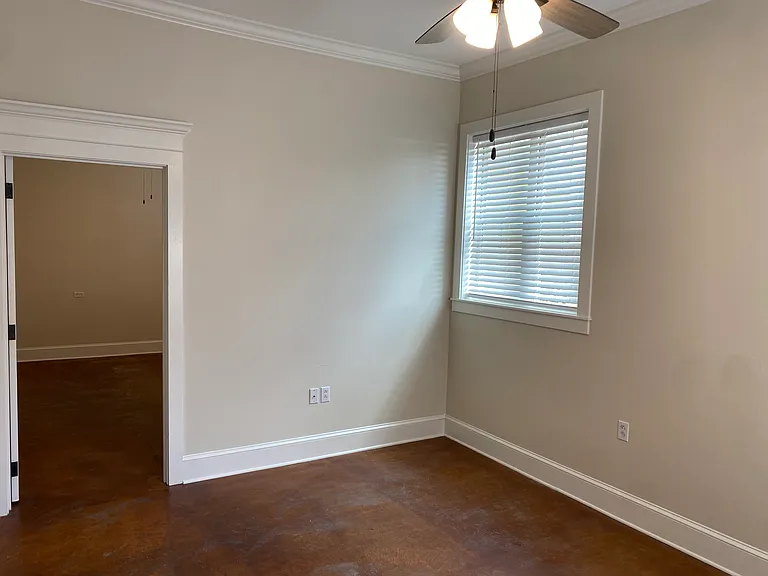529 Saint Louis St — Photo 10