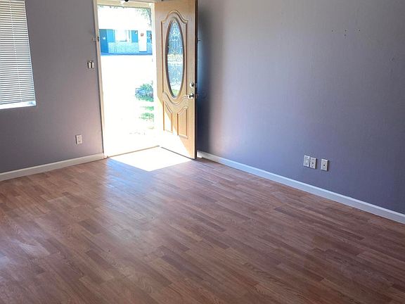 5th image of 4148 W El Camino Dr
