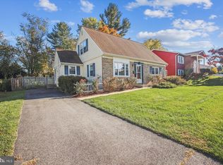 1315 Denbright Rd, Catonsville, MD 21228