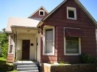 227 S 14th St, Terre Haute, IN 47807