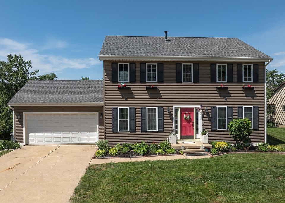 1st image of 3817 Riverside Dr NE