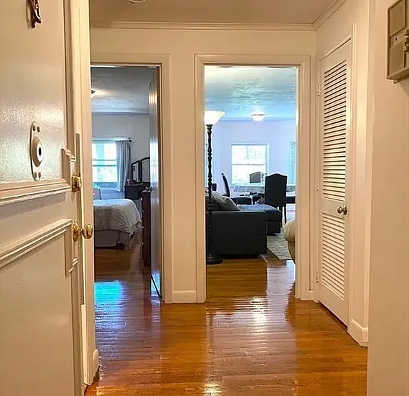 281 Beacon St #7 — Photo 6